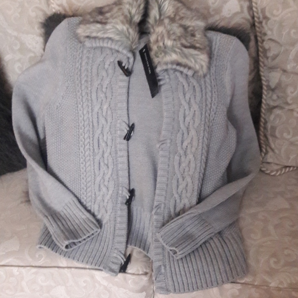 Woman sweater